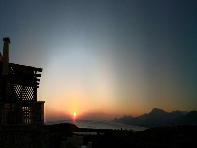 Ville Du Soleil - Exclusive Homes With Rustic Charm And Sensational Views Of The Mediterranean Sea Makrýgialos Exterior foto